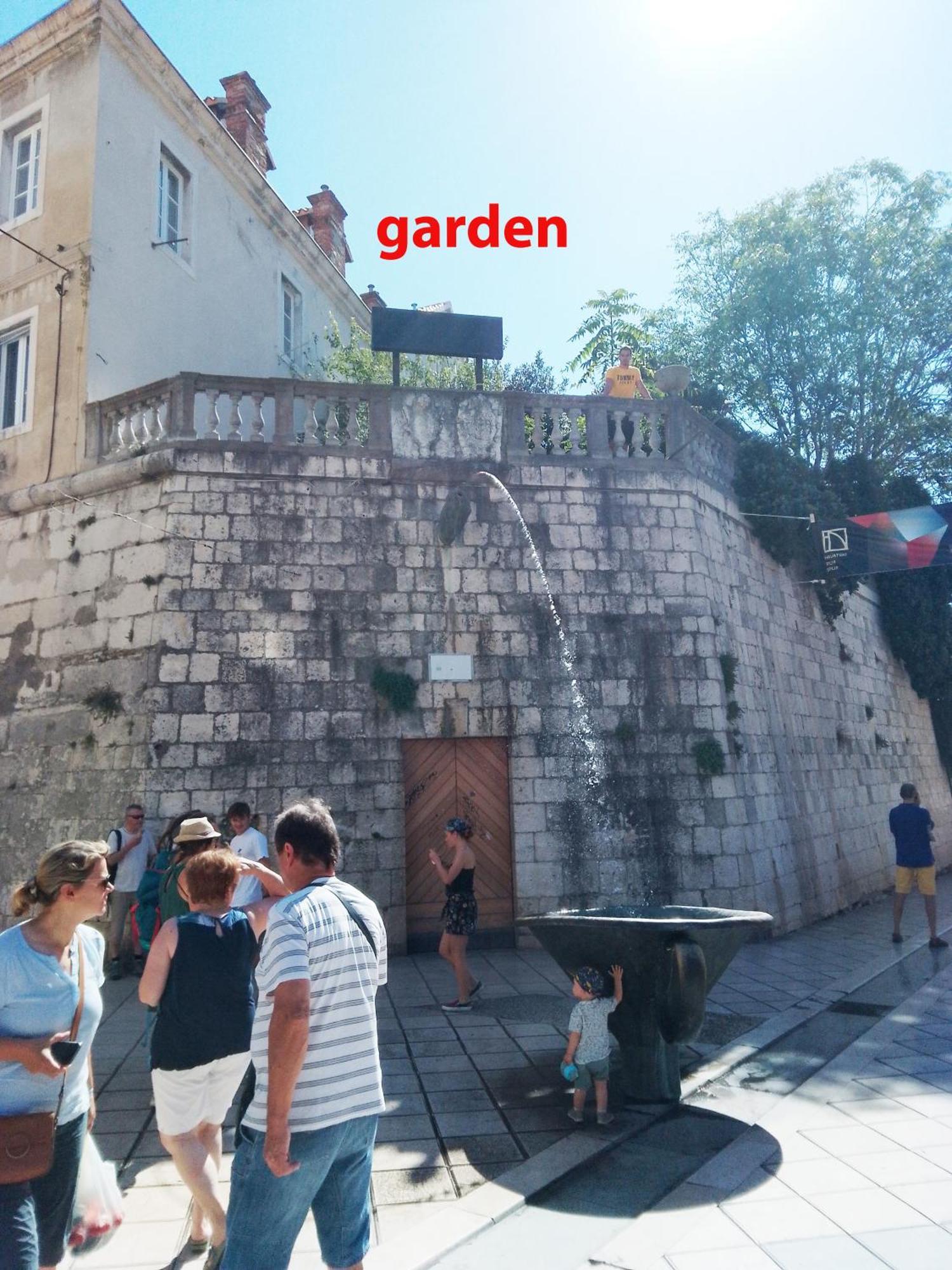 Garden In The Center Lejlighed Split Eksteriør billede